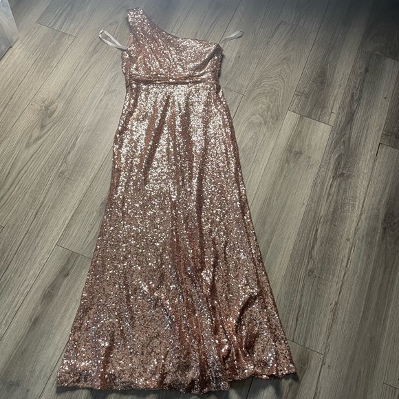 Revelry Starla Sequin One Shoulder Maxi‎ Dress Gown Bridesmaid Rose Gold - Picture 2 of 8